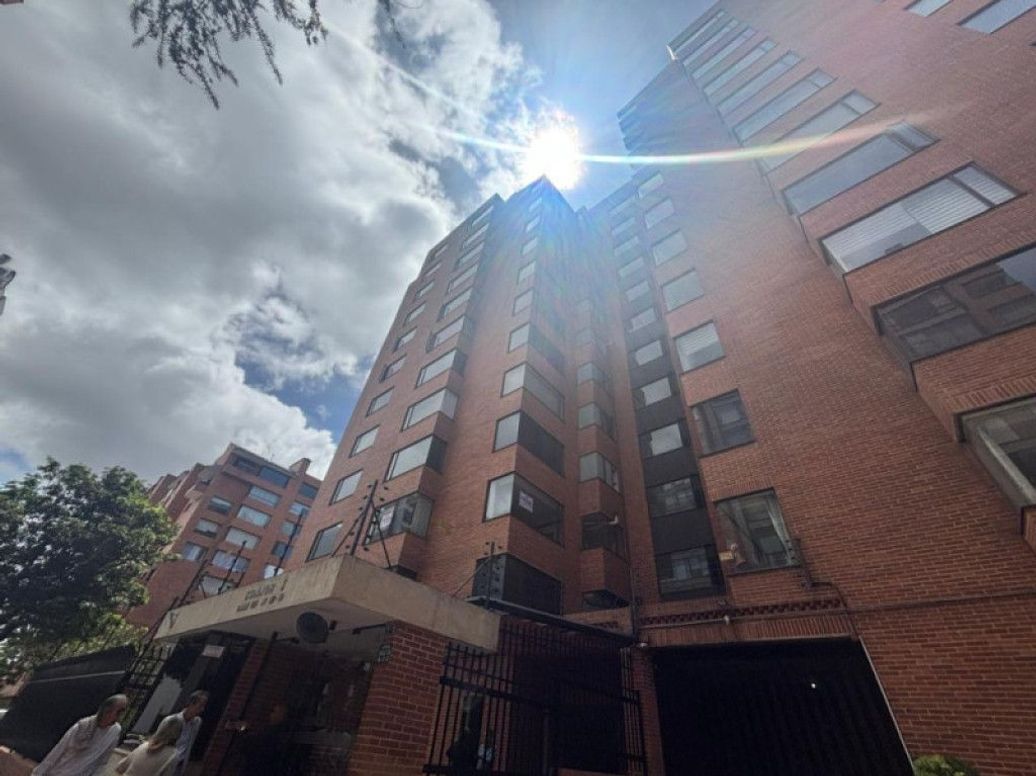 Apartamento de 3 alcobas en venta en Santa Barbara Central, Bogotá, 162 m² · foto 17 de 17