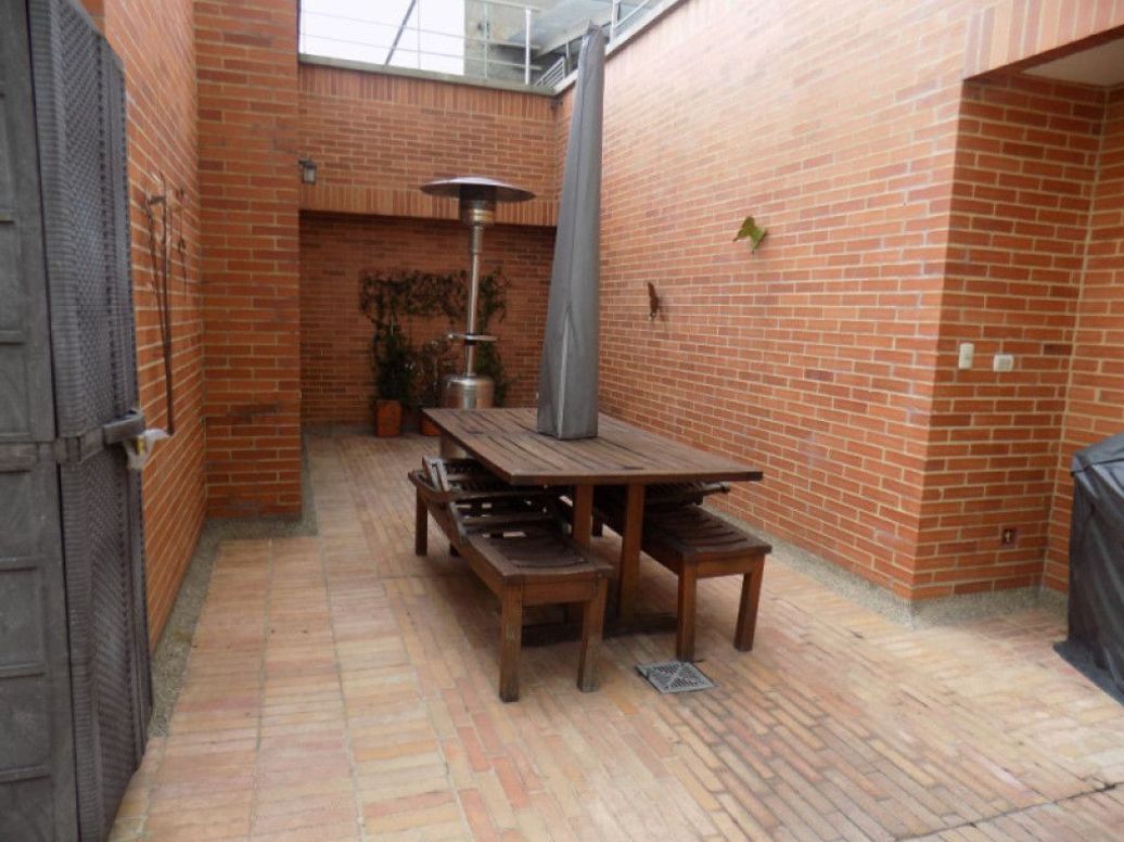 Apartamento de 3 alcobas en venta en Los Alpes, Bogotá, 276 m² · foto 7 de 20