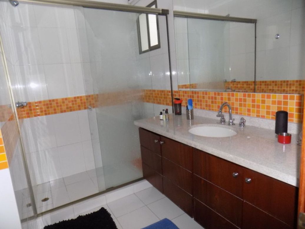 Apartamento de 3 alcobas en venta en Los Alpes, Bogotá, 276 m² · foto 19 de 20