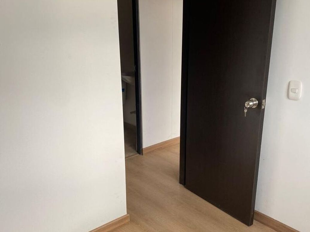 Apartamento de 2 alcobas en venta en Portales Del Norte, Bogotá, 37 m² · foto 4 de 15
