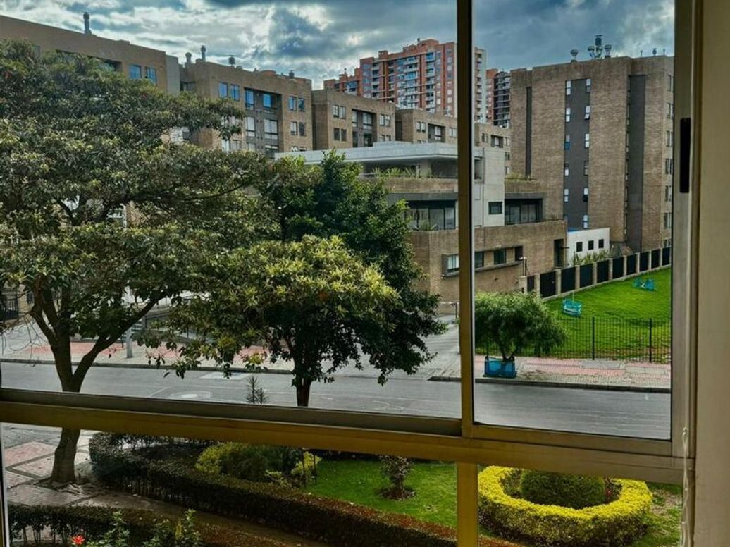 Apartamento de 3 alcobas en venta en El Plan, Bogotá, 89 m² · foto 7 de 7