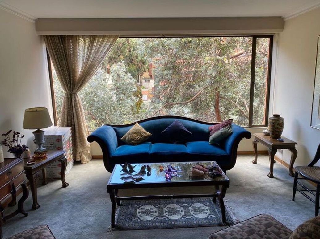 Apartamento de 3 alcobas en venta en Los Rosales, Bogotá, 246 m² · foto 2 de 17