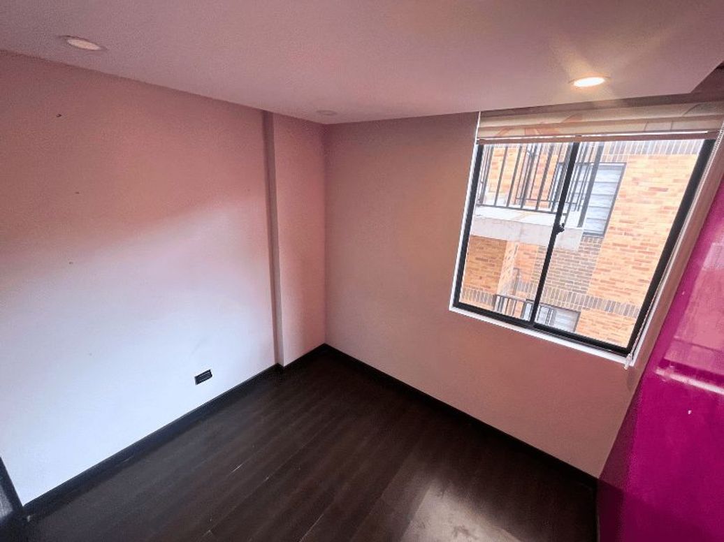 Apartamento de 3 alcobas en venta en Las Luces, Bogotá, 49 m² · foto 8 de 14