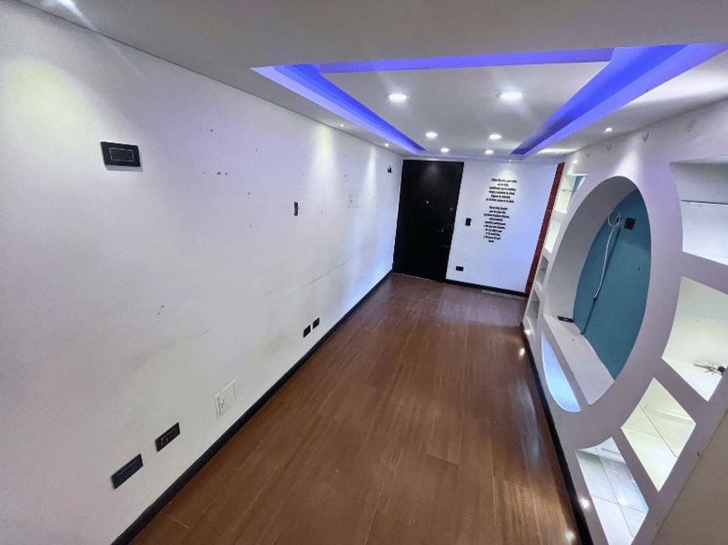 Apartamento de 3 alcobas en venta en Las Luces, Bogotá, 49 m² · foto 2 de 14