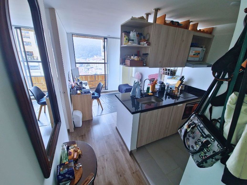 Apartamento de 2 alcobas en venta en Centro Internacional, Bogotá, 30 m² · foto 2 de 10