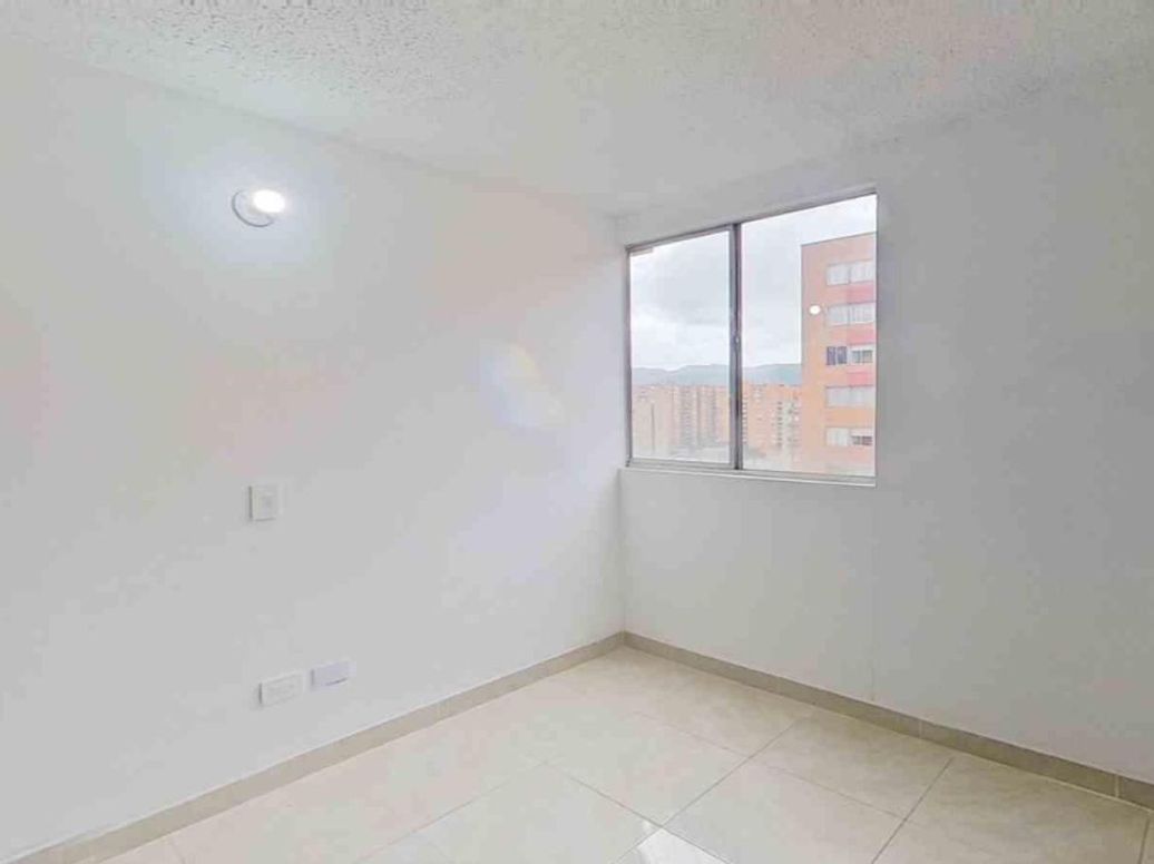 Apartamento de 3 alcobas en venta en Hayuelos, Bogotá, 55 m² · foto 5 de 19