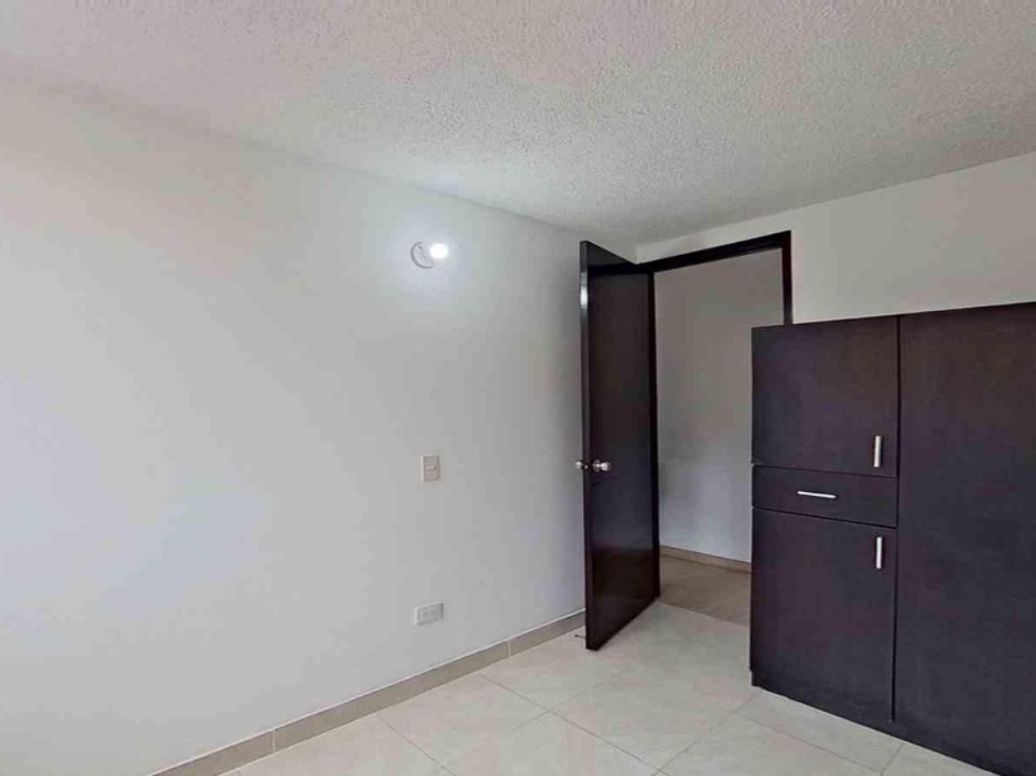 Apartamento de 3 alcobas en venta en Hayuelos, Bogotá, 55 m² · foto 8 de 19