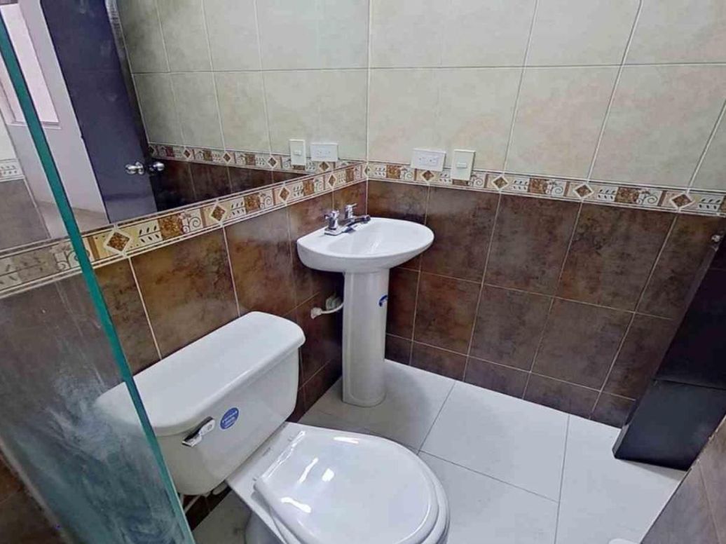 Apartamento de 3 alcobas en venta en Hayuelos, Bogotá, 55 m² · foto 18 de 19