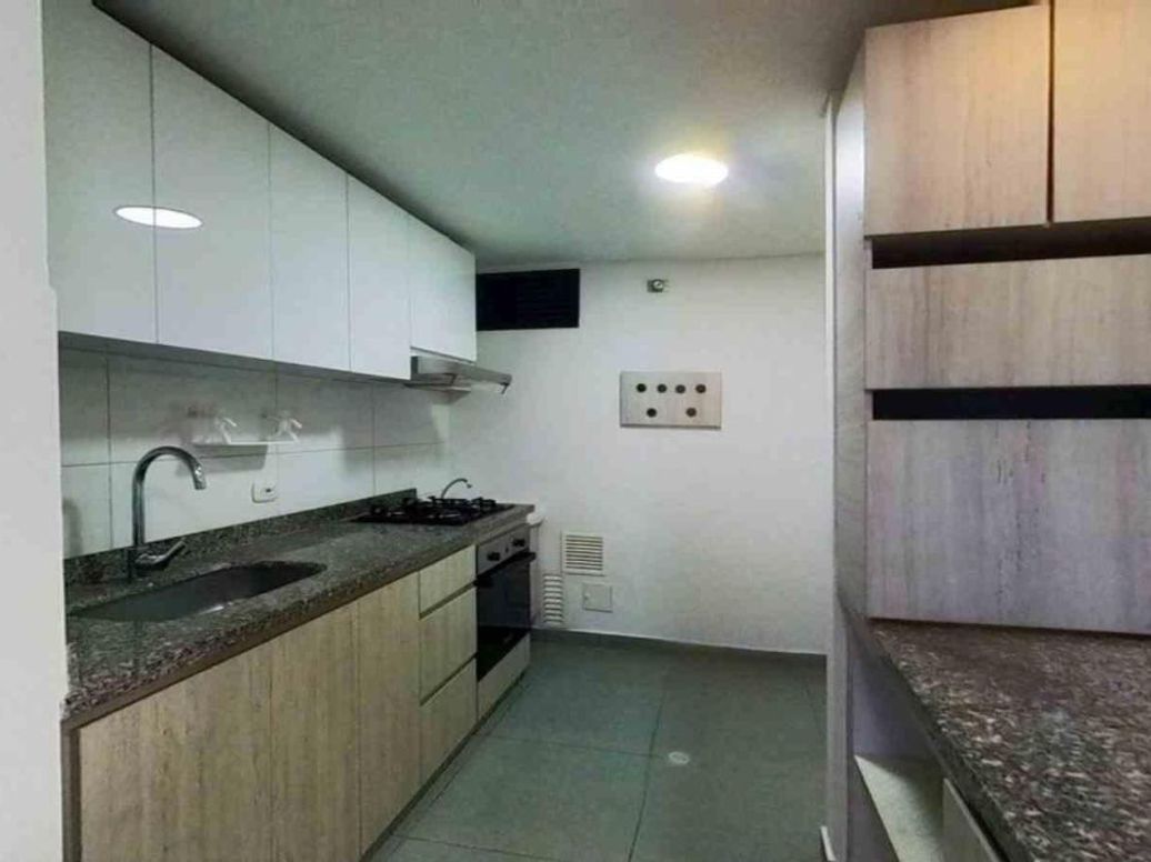 Apartamento de 2 alcobas en venta en Normandía, Bogotá, 63 m² · foto 12 de 20