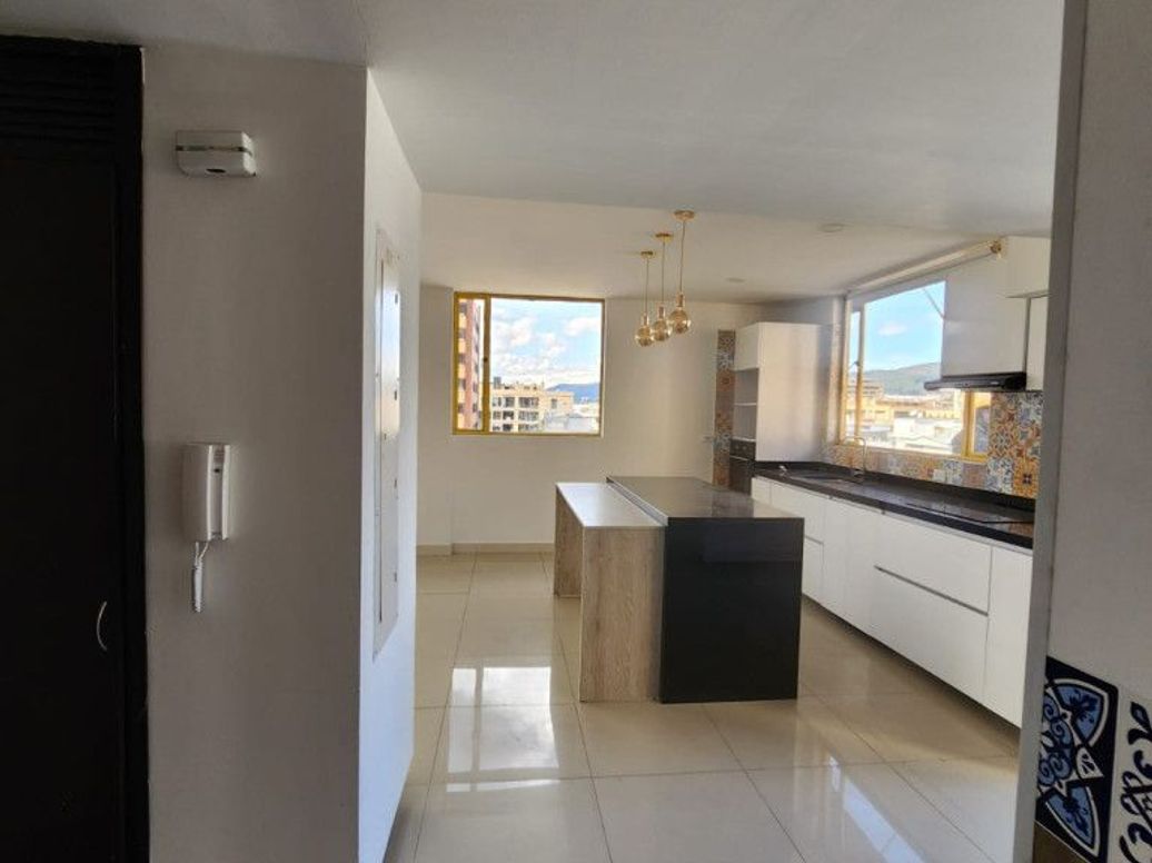 Apartamento de 3 alcobas en venta en Chico Norte Et. Iii, Bogotá, 295 m² · foto 15 de 20