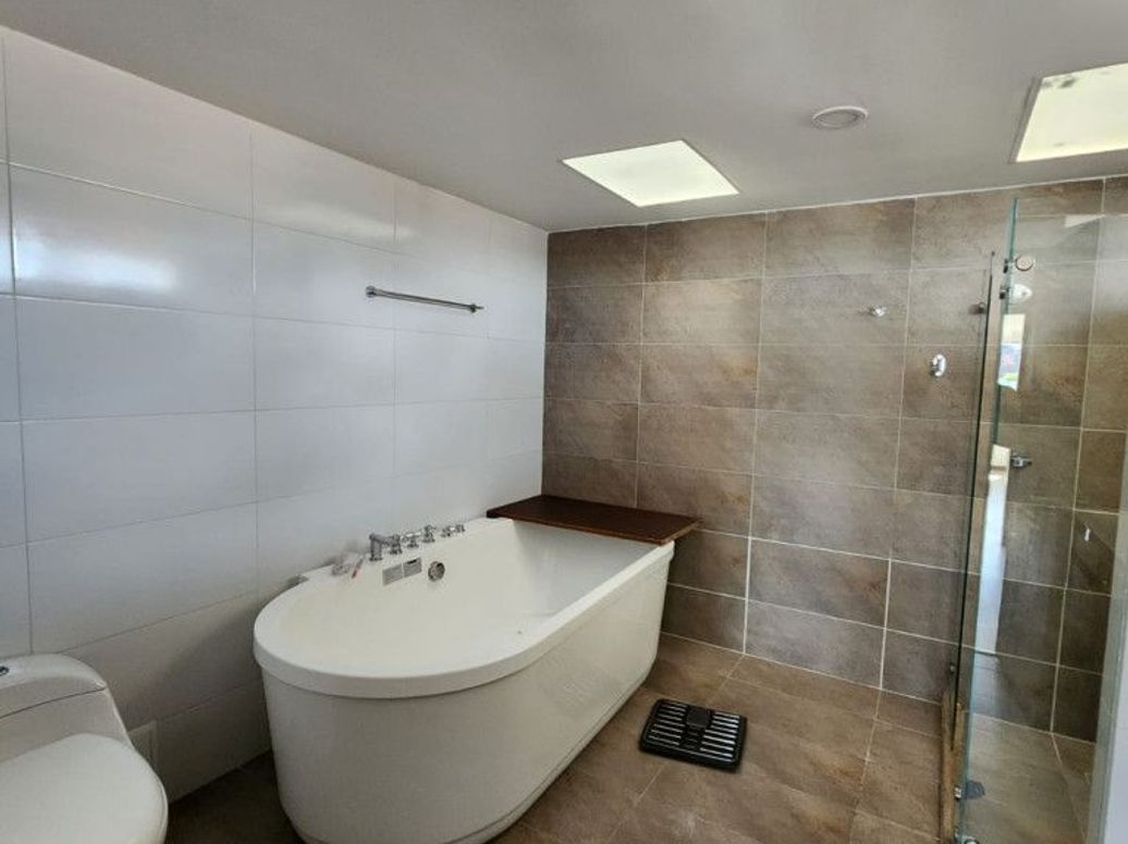 Apartamento de 3 alcobas en venta en Chico Norte Et. Iii, Bogotá, 295 m² · foto 9 de 20
