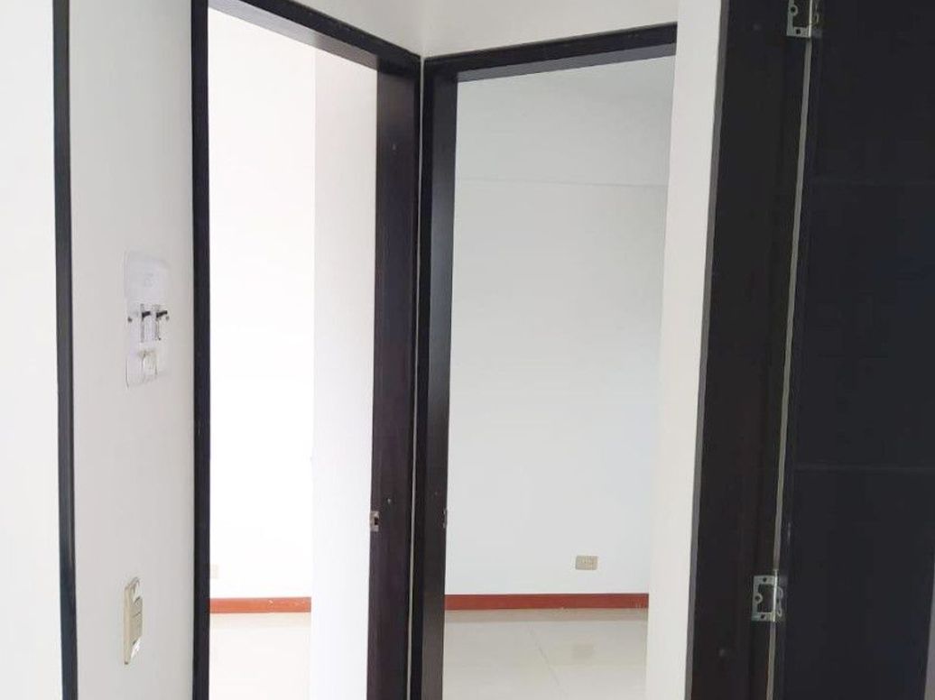 Apartamento de 2 alcobas en venta en Simón Bolívar, Bogotá, 44 m² · foto 8 de 17