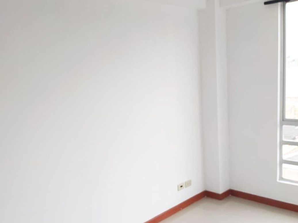 Apartamento de 2 alcobas en venta en Simón Bolívar, Bogotá, 44 m² · foto 3 de 17