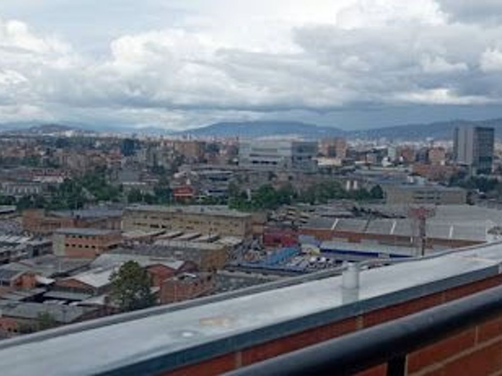 Apartaestudio en venta en Industrial Centenario, Bogotá, 30 m² · foto 8 de 20
