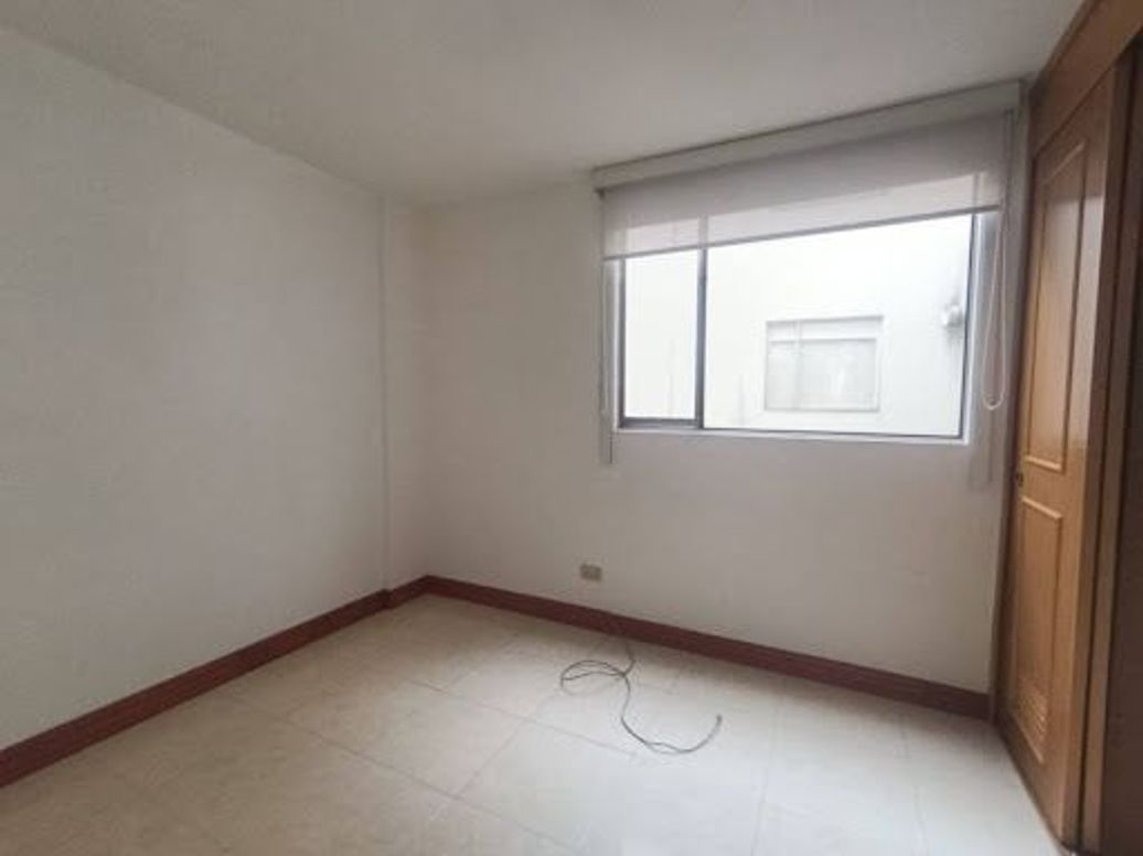 Apartamento de 3 alcobas en venta en San José De Spring, Bogotá, 60 m² · foto 10 de 14