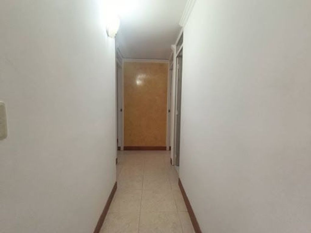 Apartamento de 3 alcobas en venta en San José De Spring, Bogotá, 60 m² · foto 6 de 14