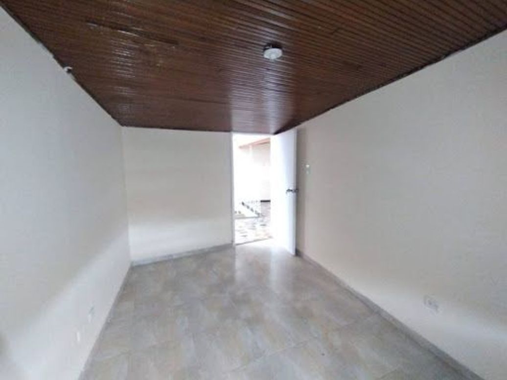 Casa de 4 alcobas en venta en Siete De Agosto, Bogotá, 188 m² · foto 12 de 20