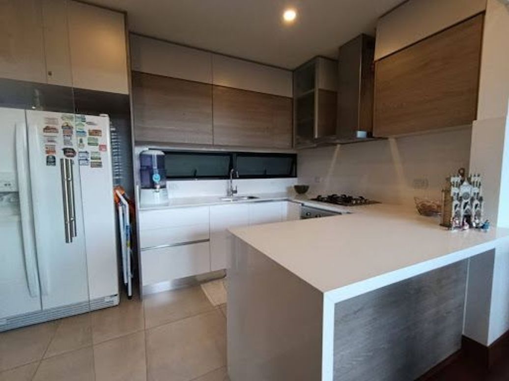 Apartamento de 2 alcobas en venta en Bella Suiza, Bogotá, 119 m² · foto 8 de 20