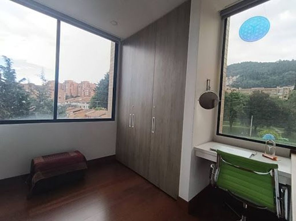 Apartamento de 2 alcobas en venta en Bella Suiza, Bogotá, 119 m² · foto 16 de 20