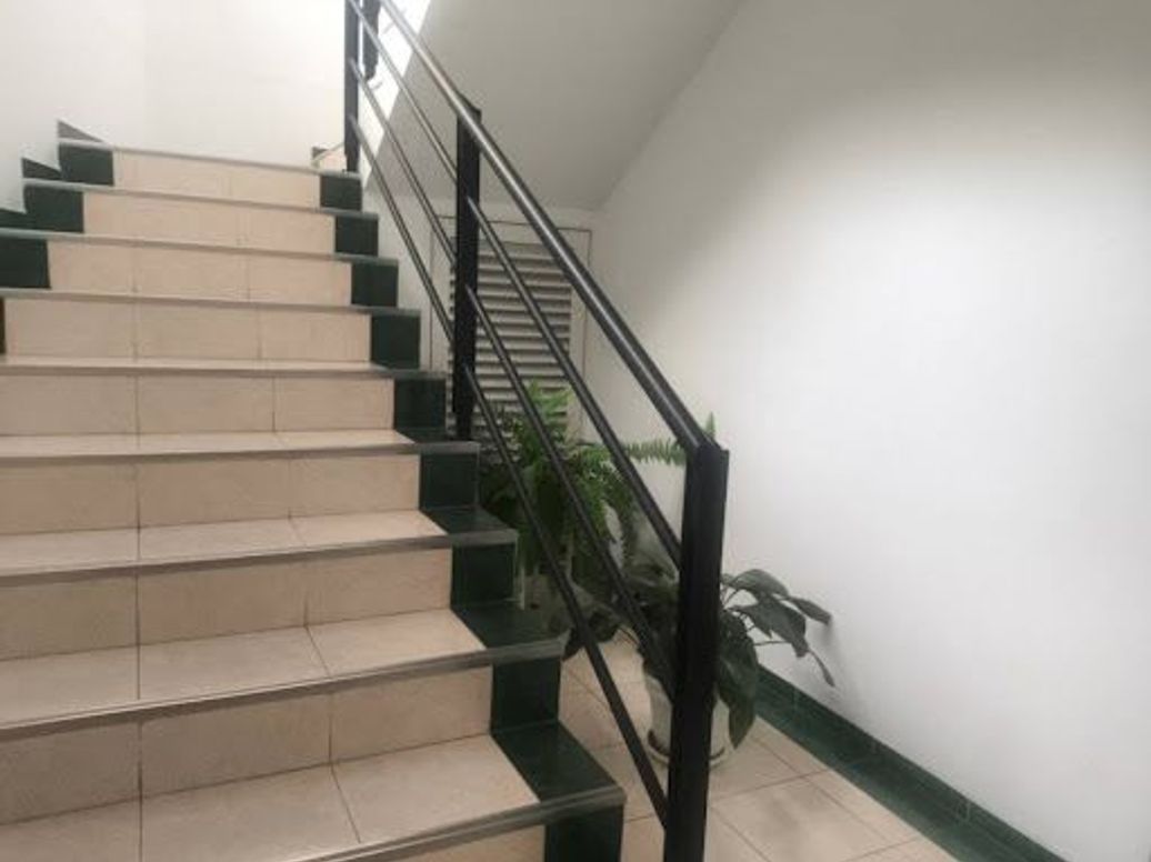 Apartamento de 2 alcobas en venta en Normandía, Bogotá, 58 m² · foto 2 de 12