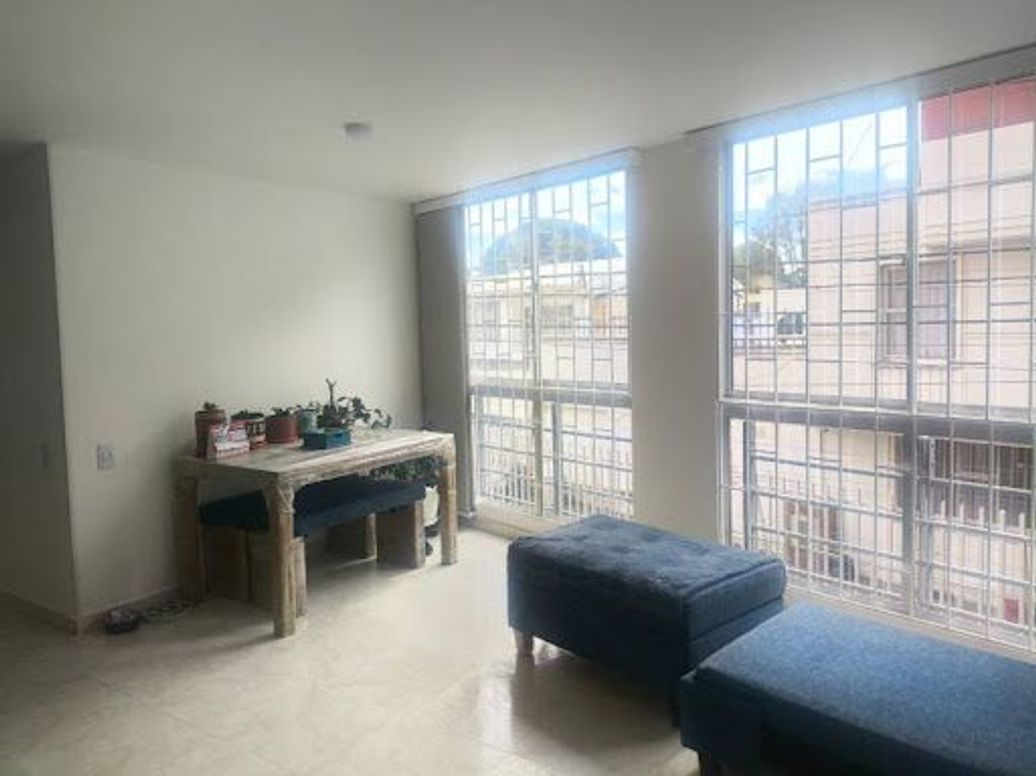 Apartamento de 2 alcobas en venta en Normandía, Bogotá, 58 m² · foto 4 de 12