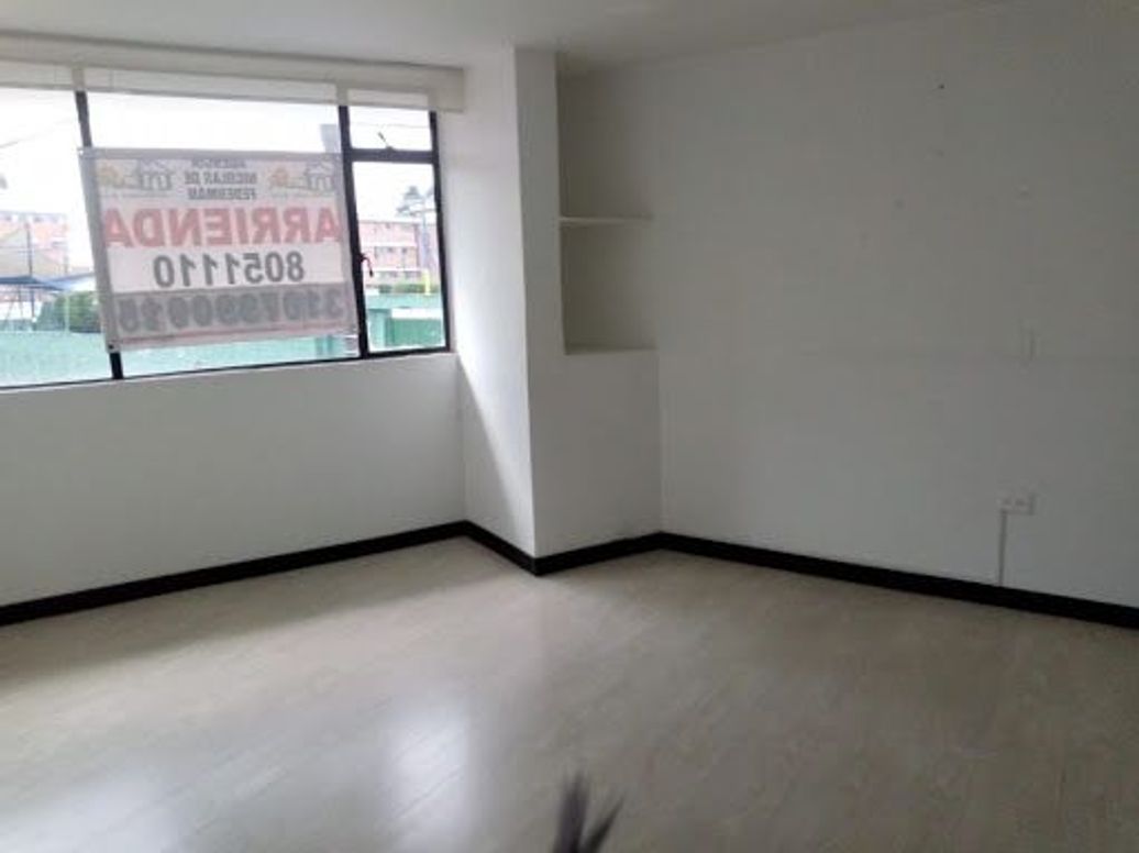 Casa de 5 alcobas en venta en Rionegro, Bogotá, 240 m² · foto 14 de 14