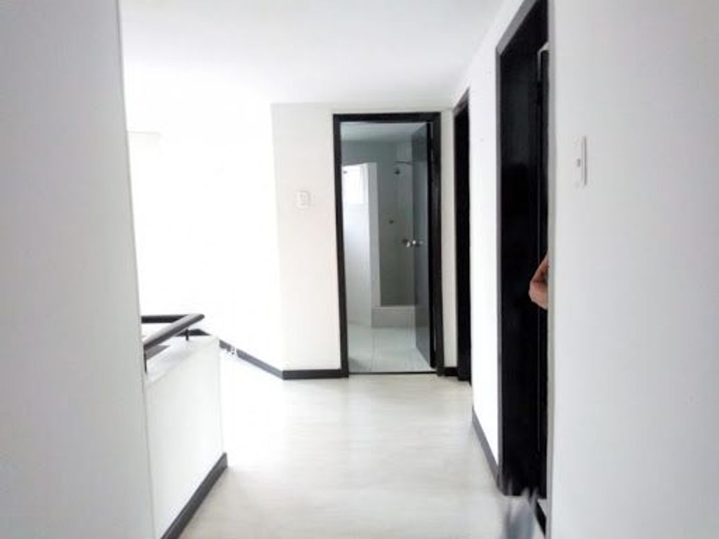 Casa de 5 alcobas en venta en Rionegro, Bogotá, 240 m² · foto 6 de 14