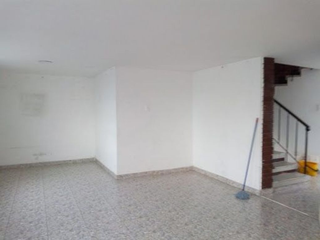 Casa de 5 alcobas en venta en Rionegro, Bogotá, 240 m² · foto 9 de 14