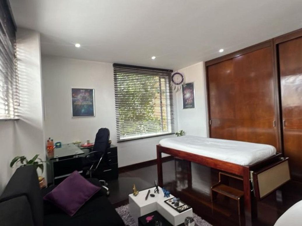 Apartamento de 2 alcobas en venta en San Patricio, Bogotá, 204 m² · foto 11 de 15