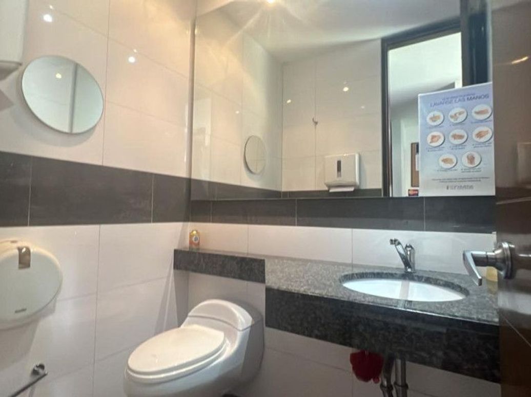 Apartamento de 2 alcobas en venta en San Patricio, Bogotá, 204 m² · foto 15 de 15