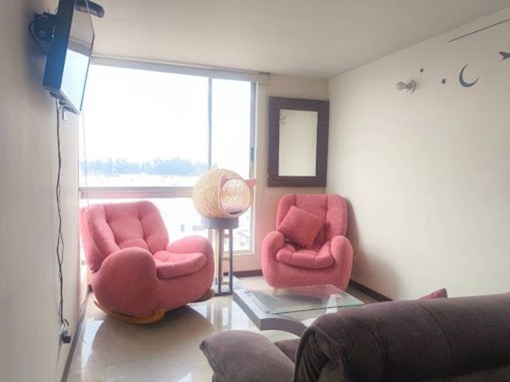 Apartamento de 3 alcobas en venta en Gerona, Bogotá, 48 m² · foto 2 de 17