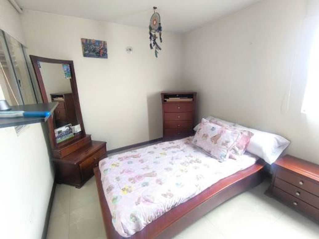 Apartamento de 3 alcobas en venta en Gerona, Bogotá, 48 m² · foto 14 de 17