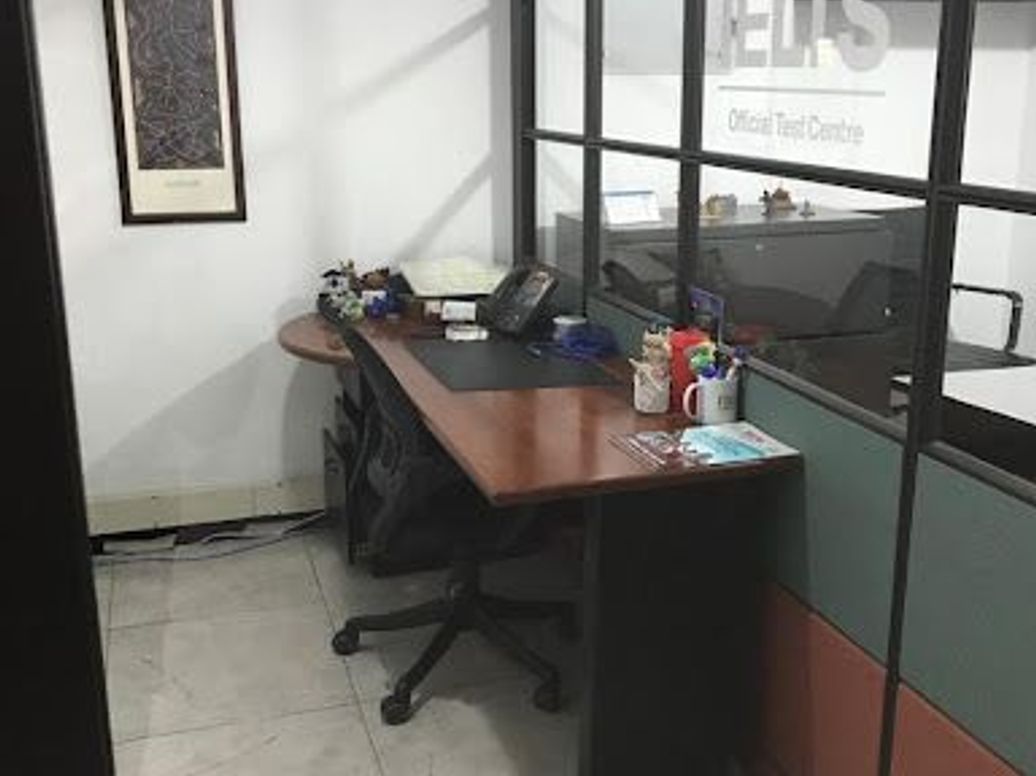 Casa de 8 alcobas en venta en Molinos Norte, Bogotá, 552 m² · foto 16 de 20