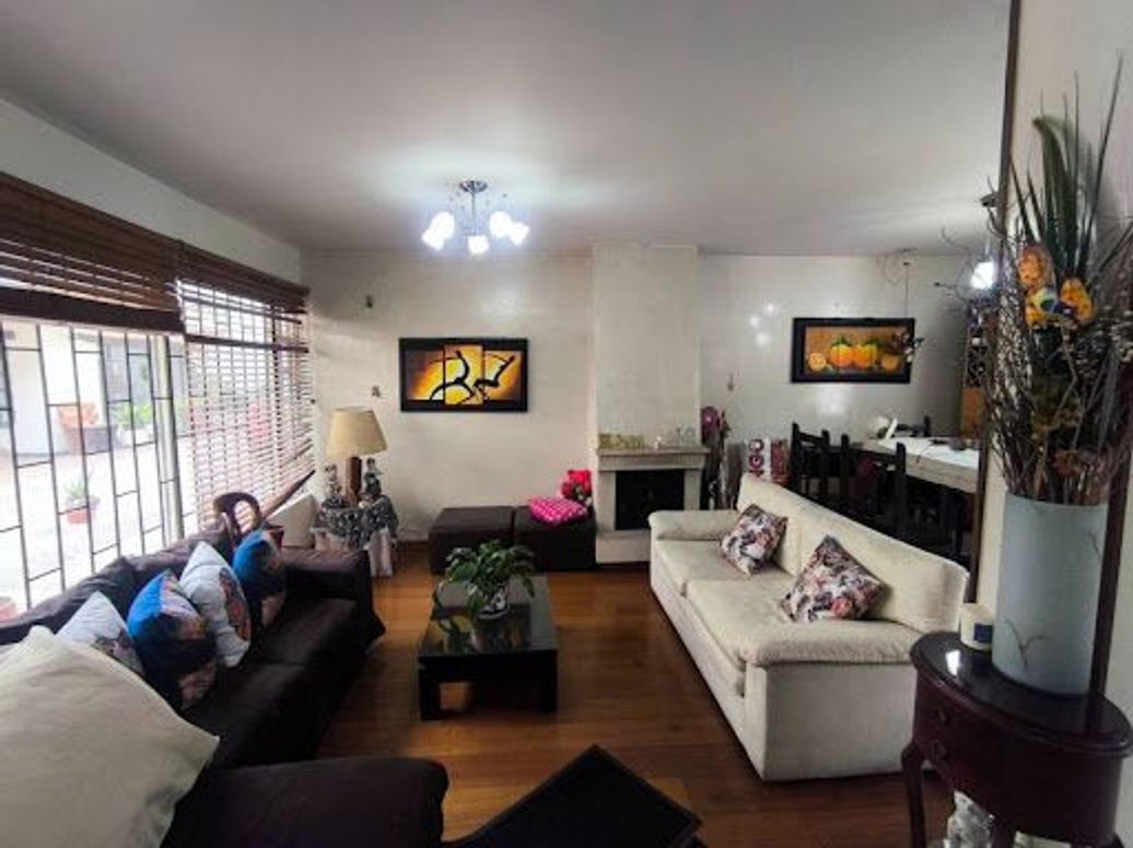 Casa de 4 alcobas en venta en Cedritos, Bogotá, 141 m² · foto 4 de 20