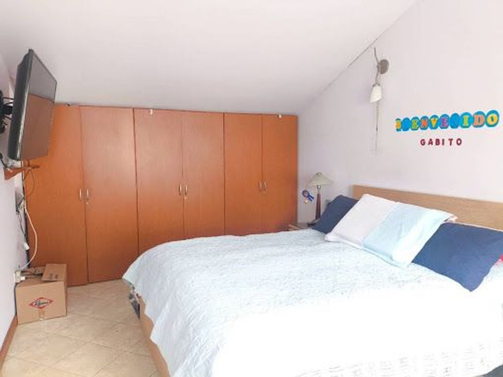 Casa de 4 alcobas en venta en Cedritos, Bogotá, 141 m² · foto 18 de 20