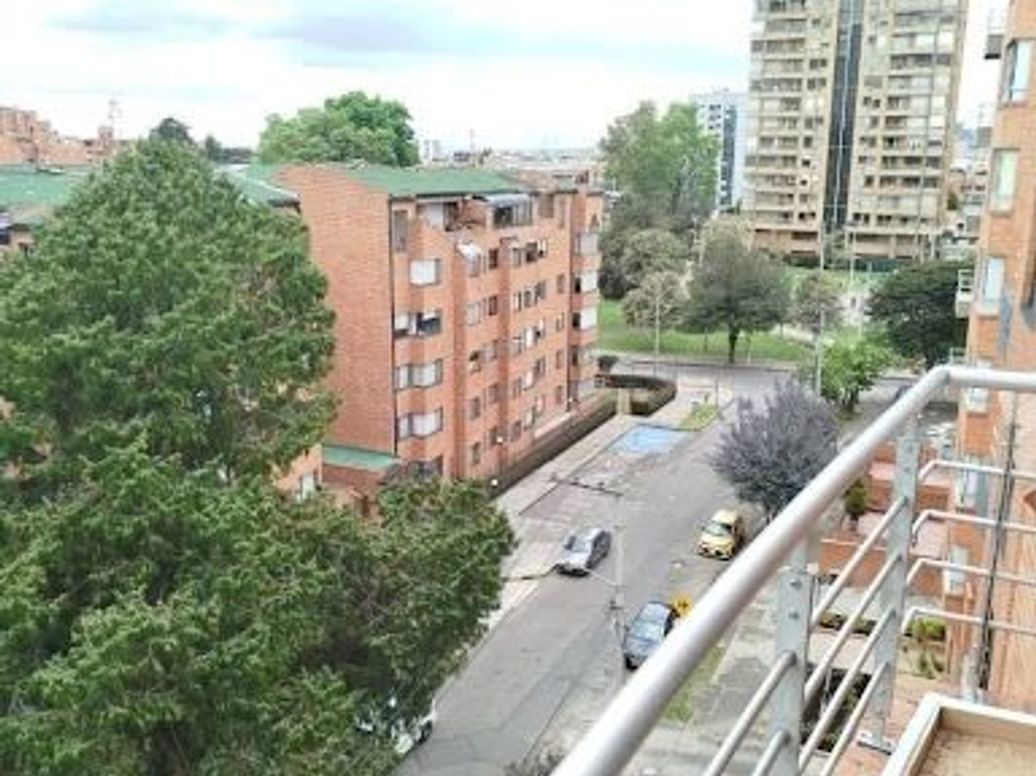 Apartamento de 4 alcobas en venta en La Calleja, Bogotá, 218 m² · foto 11 de 20