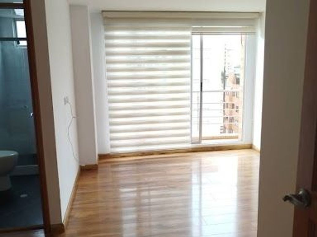 Apartamento de 4 alcobas en venta en La Calleja, Bogotá, 218 m² · foto 13 de 20