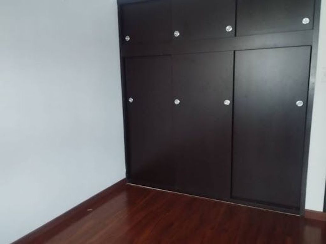 Casa de 10 alcobas en venta en San Rafael, Bogotá, 294 m² · foto 7 de 14