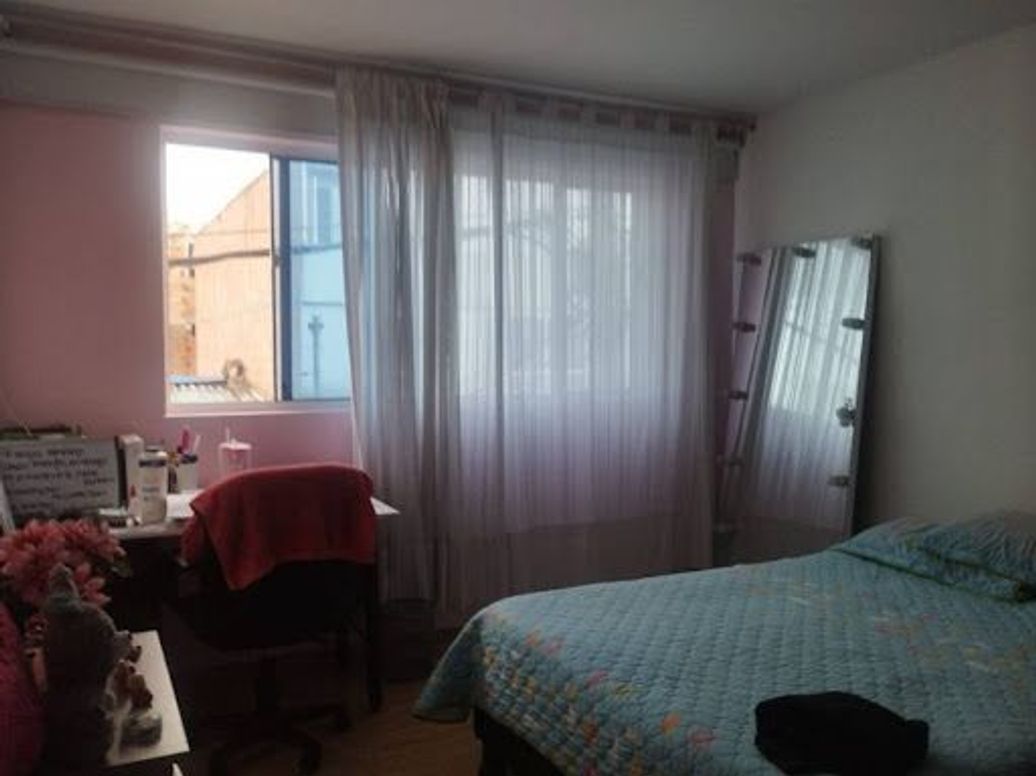 Casa de 10 alcobas en venta en San Rafael, Bogotá, 294 m² · foto 12 de 14
