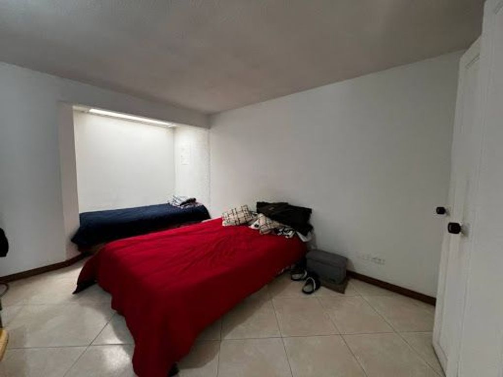 Casa de 4 alcobas en venta en Bosque De Modelia, Bogotá, 281 m² · foto 11 de 13