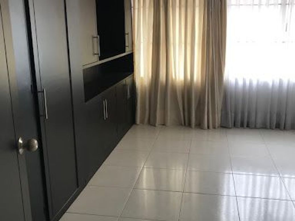 Casa de 4 alcobas en venta en Molinos Norte, Bogotá, 226 m² · foto 4 de 12