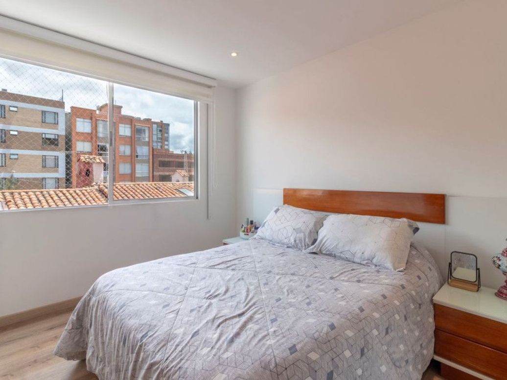 Apartamento de 3 alcobas en venta en Nuevo Contry, Bogotá, 106 m² · foto 8 de 16