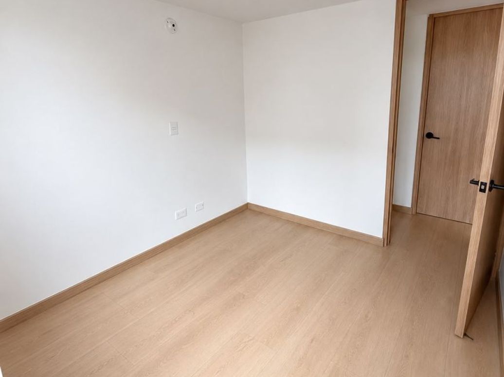 Apartamento de 2 alcobas en arriendo en Las Brisas, Bogotá, 36 m² · foto 2 de 9