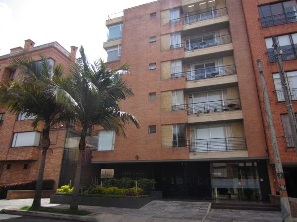 APARTAMENTO EN ARRIENDO en Santa Barbara Occidental