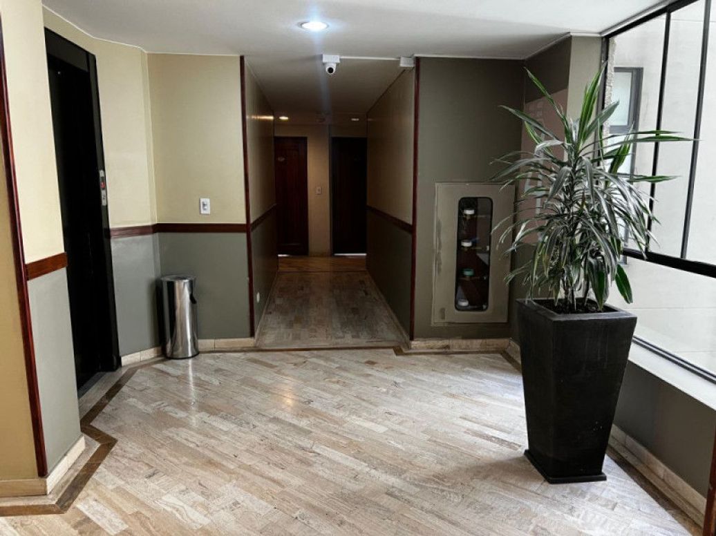 Apartaestudio en venta en Chicó Norte, Bogotá, 41 m² · foto 12 de 19