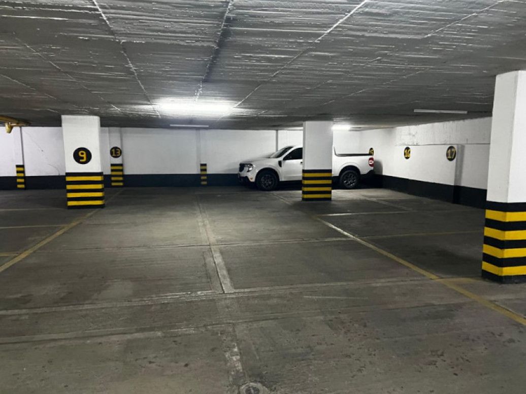 Apartaestudio en venta en Chicó Norte, Bogotá, 41 m² · foto 18 de 19