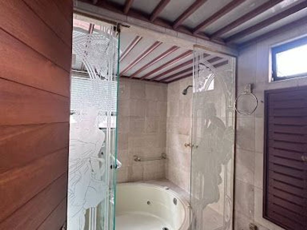 Apartamento de 4 alcobas en venta en Chicó Navarra, Bogotá, 285 m² · foto 9 de 12