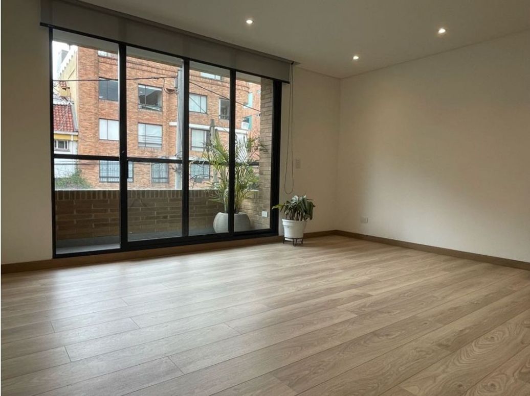 Apartamento de 2 alcobas en venta en San Patricio, Bogotá, 116 m² · foto 2 de 20
