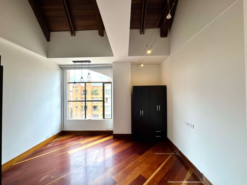 Apartamento de 4 alcobas en venta en Chicó Navarra, Bogotá, 206 m² · foto 6 de 20
