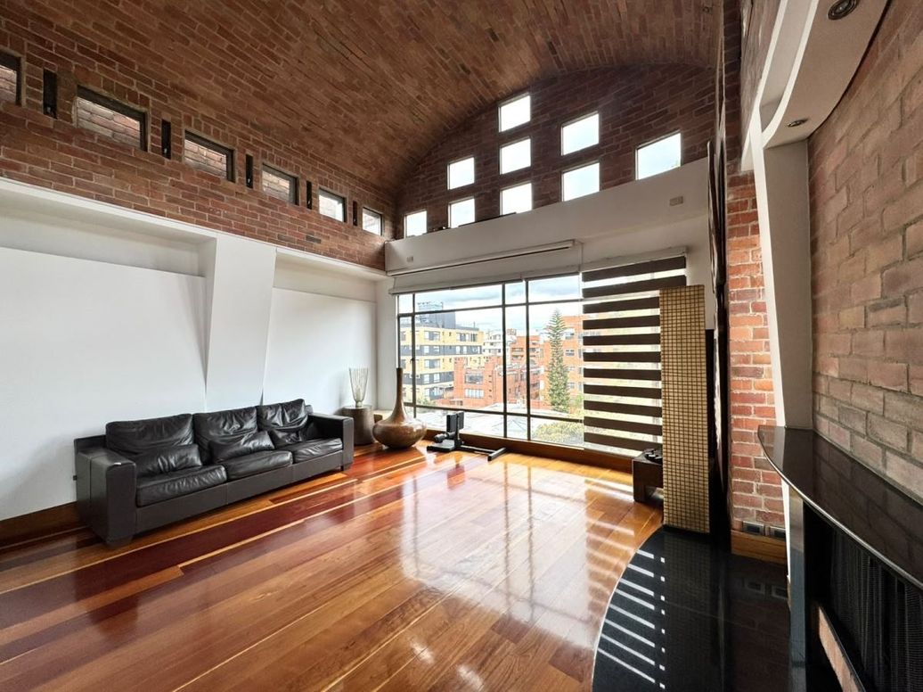 Apartamento de 4 alcobas en venta en Chicó Navarra, Bogotá, 206 m² · foto 12 de 20